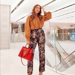 Brown Peasant Style Blouse with Puffed Sleeves